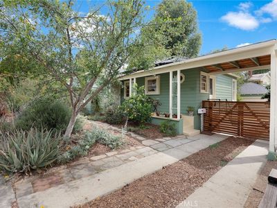 930 N Avenue 63