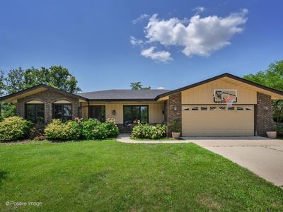 809 Brook Ct
