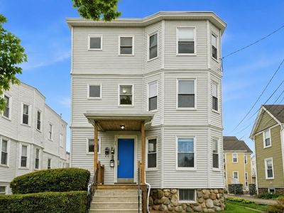 217-219 Brown St