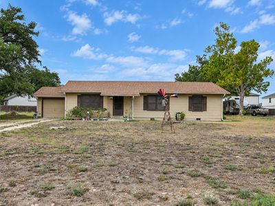614 E Martindale