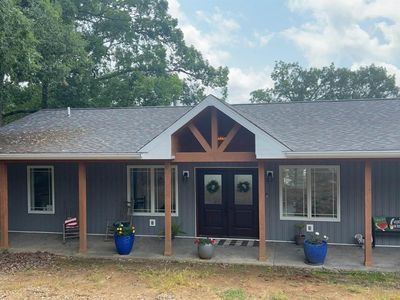 6998 Lakeshore View Dr