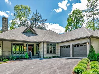 30 Creekside Meadows Lane