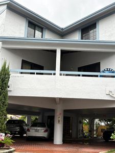 1405 SW 122nd Ave APT 10-13