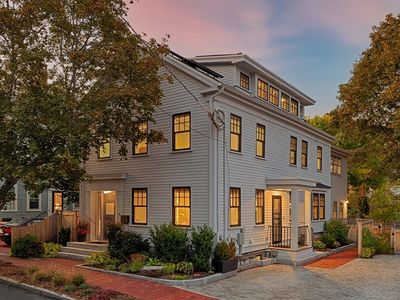 11 Purchase St