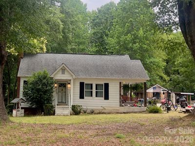 8628 Island Point Rd