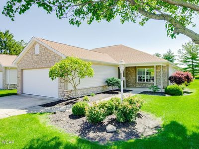 Property at 1606 Madison Pl, Wapakoneta, OH
