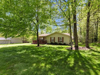 Property at 329 Floralwood Dr, Howard, OH