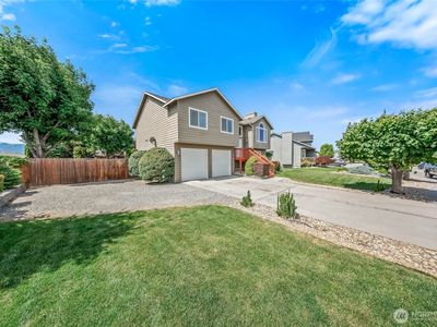 Property at 2427 Bellanca Ct, East Wenatchee, WA