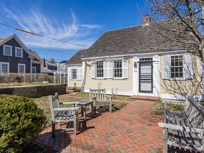 534 Commercial Street