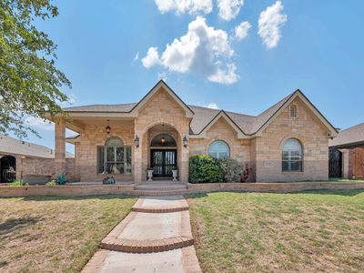 2901 Savoy Pl
