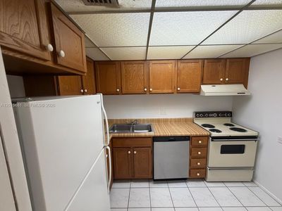 3720 Inverrary Dr APT 2K
