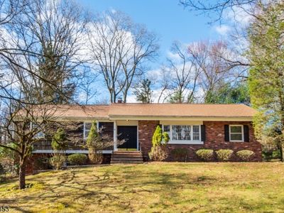 Property at 232 Hidden Glen Ct, Franklin Lakes, NJ