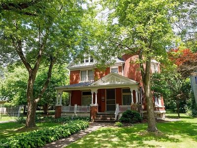 1019 Findley Ave