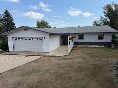 Property at 201 Prospect St, Lisbon, ND