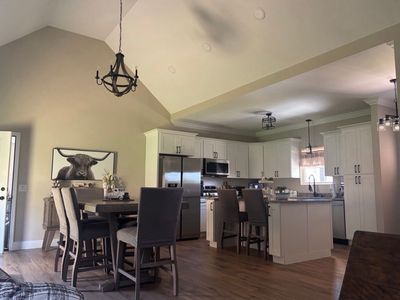 Property at 194 W Park Cir, Decatur, TN