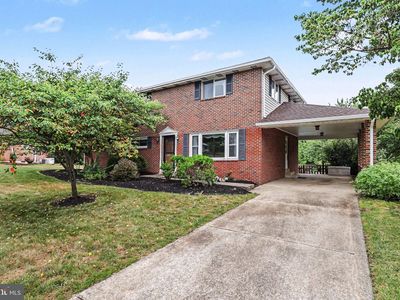 4 Patricia Dr