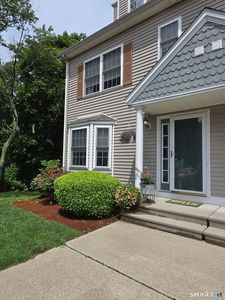 263 Bridge Street #25