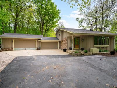 3765 Maplewood COURT