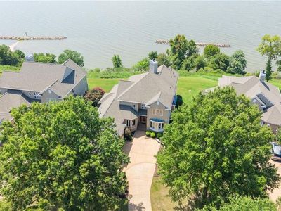 307 Rivers Edge