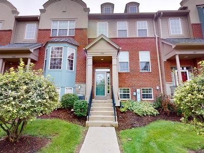 1667 Station Park Dr