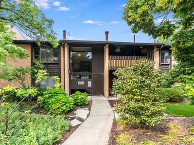 6106 Knoll Valley Dr APT 102