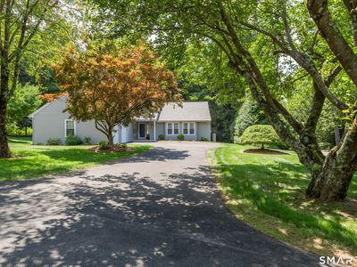 3 Racebrook Court