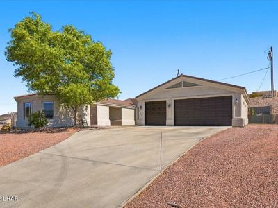 1735 Peruvian Ln