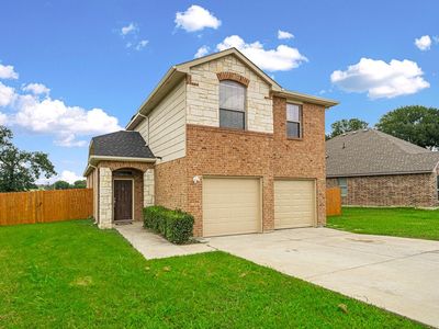 710 Woodcrest Dr