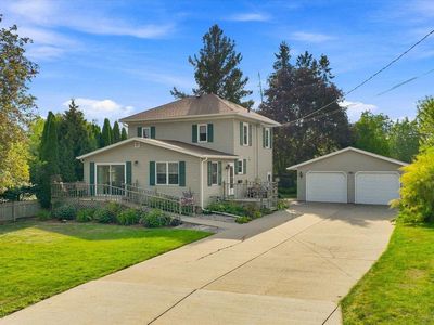 208 N WOOD AVENUE