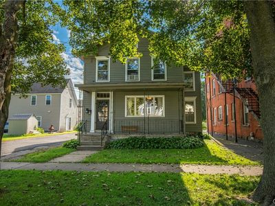 157 Main St