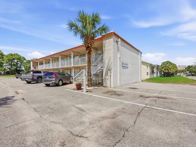 2204 S Perrin Dr. #11
