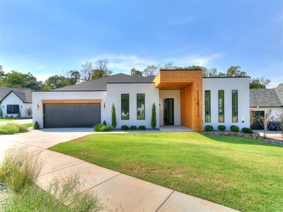 4420 Redbud Dr