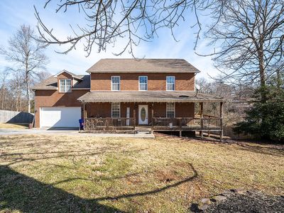 123 Carson Pl