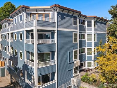 303 13th Avenue E #301