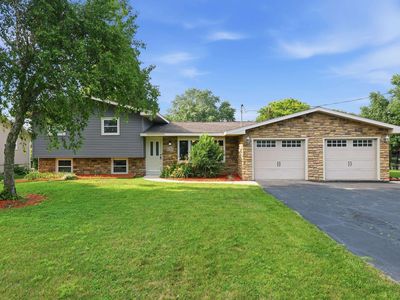 W10942 Bayview Dr