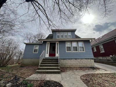 451 Lloyd Pl
