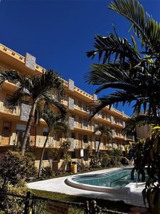 2145 Pierce St APT 105