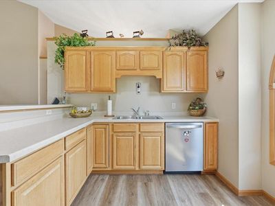 729 Hidden Ln