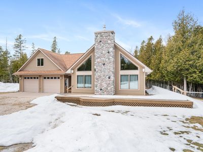 27 N Three Mile Rd