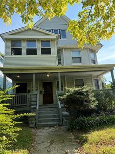 1333 E 82nd St