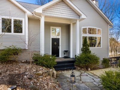 1101 Quaker Valley Dr