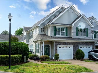 1702 Sawgrass Ln