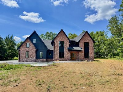 425 Burgess Rd