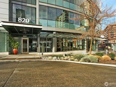 820 Blanchard Street UNIT 1810