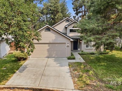 2401 S Swallowtail Ln