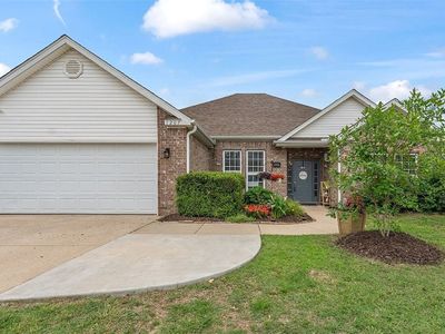 1207 SW Willow Bend Ave