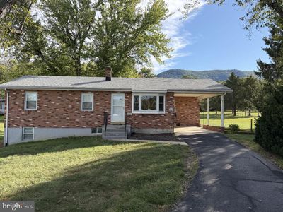 5973 Strasburg Rd