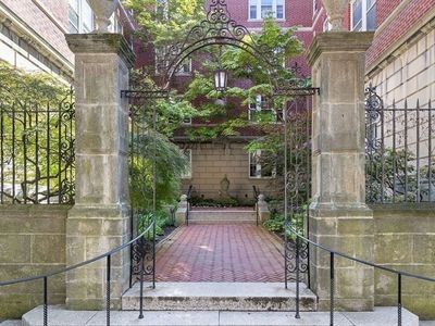 6 Washington Ave APT 10