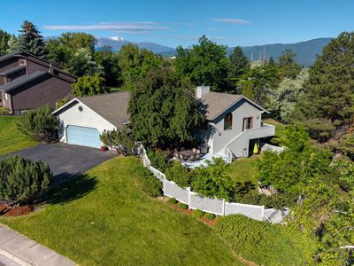 171 Fairway Dr