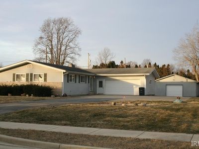 560 S Maish Rd